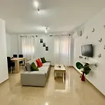 “Smile Nerja” Chic Apartment With Wifi, 4 Guests