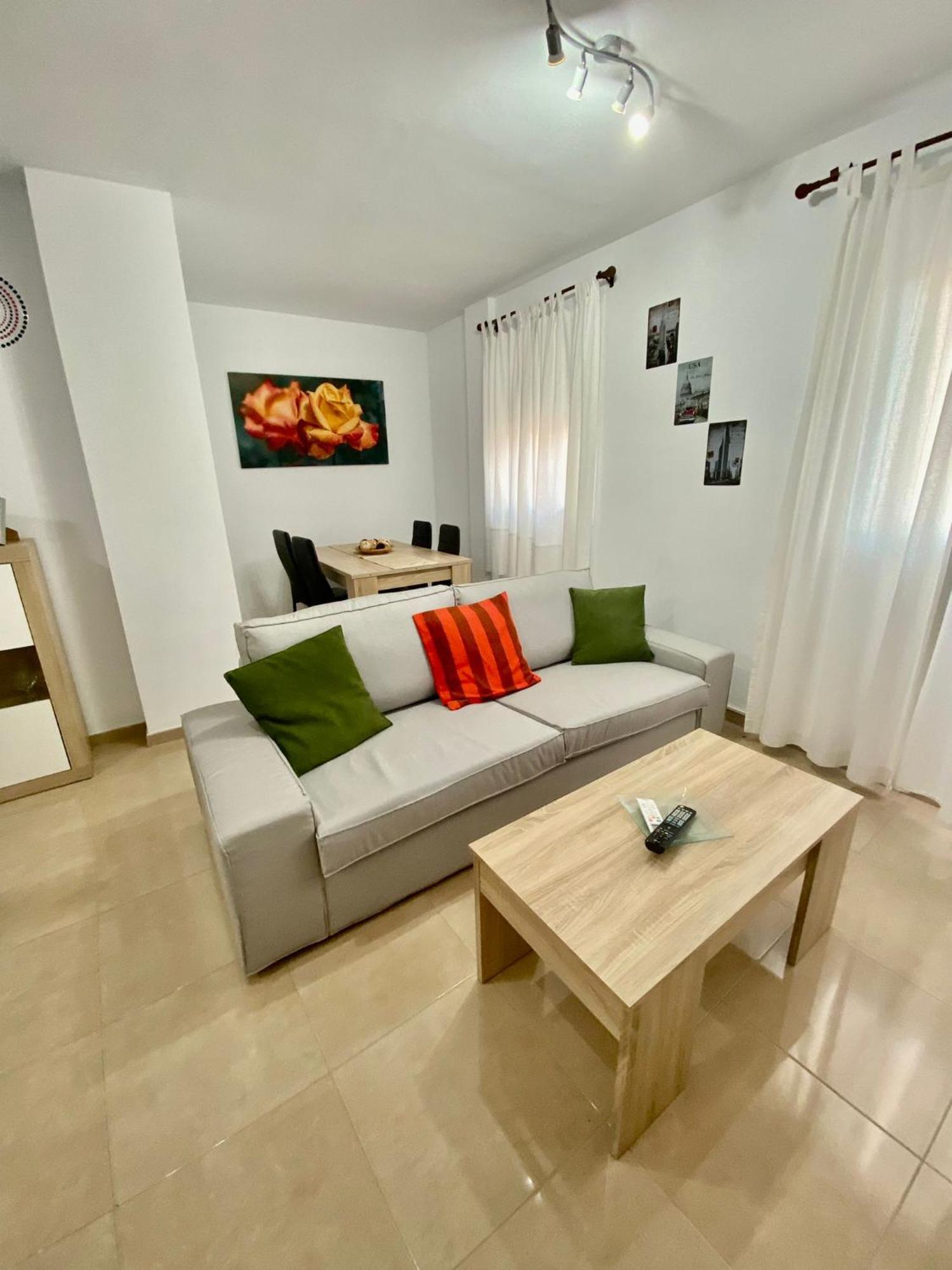 “smile Nerja” Chic With Wifi, 4 Guests Appartement